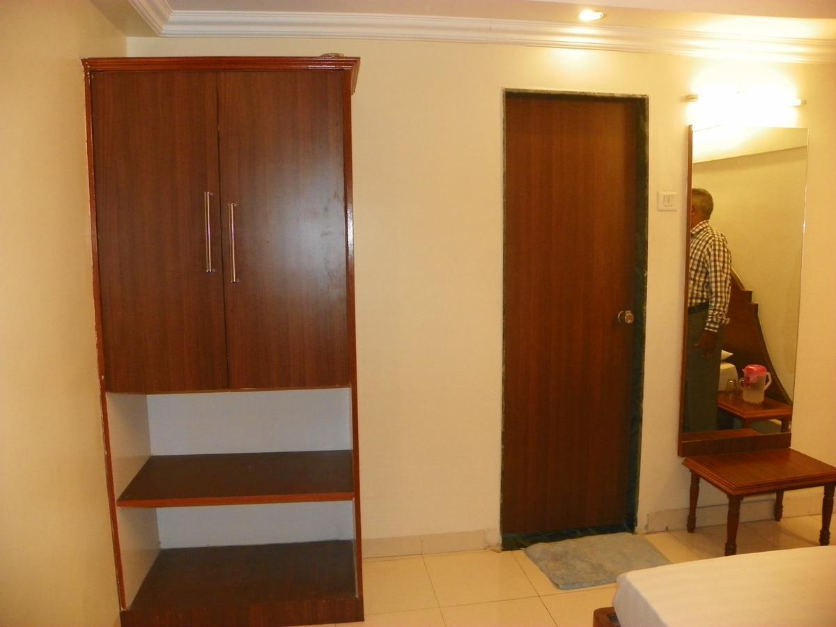Hotel Rajdeep Pune Exterior foto